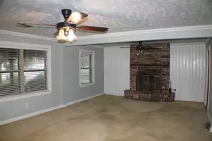 2890 W Lucas Dr, Beaumont, TX 77706 - Photo 9