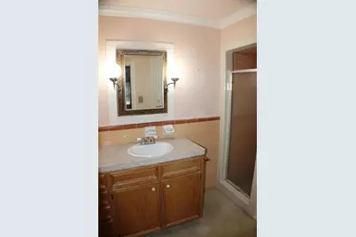 2890 W Lucas Drive, Beaumont, TX 77706 - Photo 23