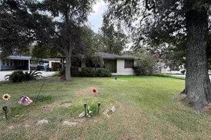 2890 W Lucas Dr, Beaumont, TX 77706 - Photo 37