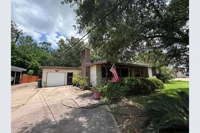 2890 W Lucas Drive, Beaumont, TX 77706 - Photo 1