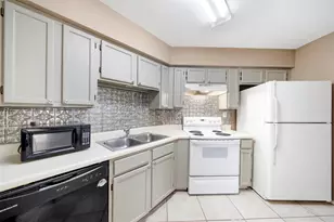 10630 Westbrae Pkwy, Houston, TX 77031 - Photo 1