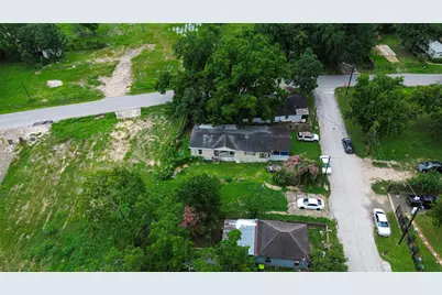 206 Clark Street, Richmond, TX 77469 - Photo 9