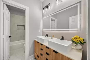3804 & 3806 Sayers St, Houston, TX 77026 - Photo 17