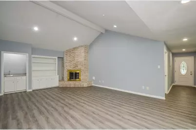 7703 Quail Meadow Drive, Houston, TX 77071 - Photo 13