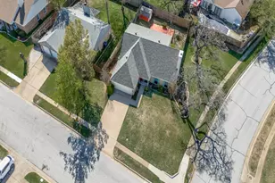 500 Thorn Wood Dr, Euless, TX 76039 - Photo 3