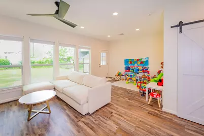 1607 W 22nd Street, Houston, TX 77008 - Photo 15