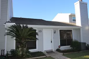 13 Hideaway Dr, Friendswood, TX 77546 - Photo 1