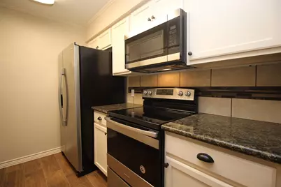 13 Hideaway Drive, Friendswood, TX 77546 - Photo 9