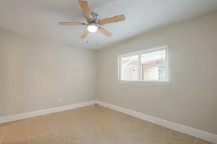 15934 Beechnut St, Houston, TX 77083 - Photo 27