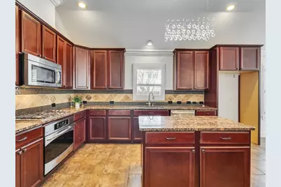 2109 Noblewood Court, League City, TX 77573 - Photo 11