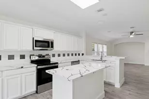 17910 Royal Gate Ln, Richmond, TX 77407 - Photo 9
