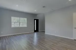 3925 McKinley St, Houston, TX 77051 - Photo 7