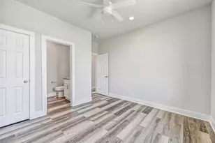 4015 Mitote Dr, Galveston, TX 77554 - Photo 29