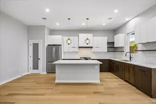 304 Hogan St, Houston, TX 77009 - Photo 11