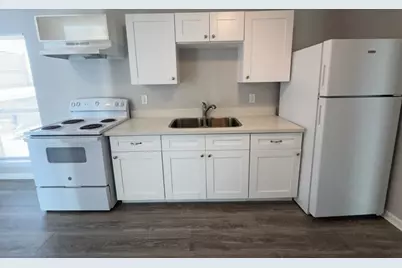 6915 1/2 Avenue L, Houston, TX 77011 - Photo 3