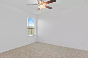 1011 Paddlefish Ln, Alvin, TX 77511 - Photo 13