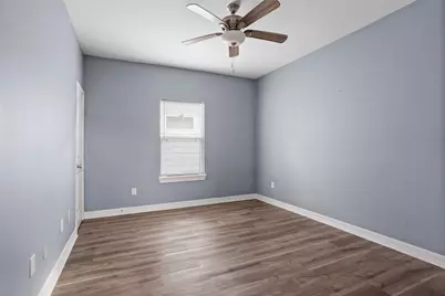 9814 Masterson St, Houston, TX 77029 - Photo 15