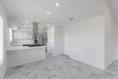 8706 Kirkmont Drive, Houston, TX 77089 - Photo 5