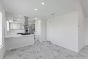 8706 Kirkmont Dr, Houston, TX 77089 - Photo 5