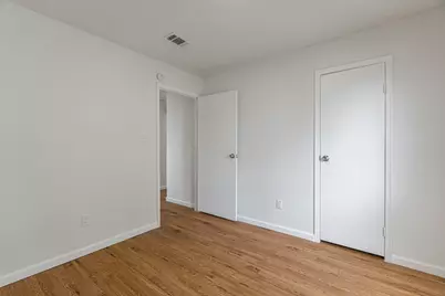 8706 Kirkmont Drive, Houston, TX 77089 - Photo 13