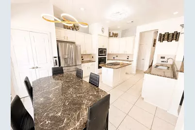 5507 Cranston Court, Sugar Land, TX 77479 - Photo 13