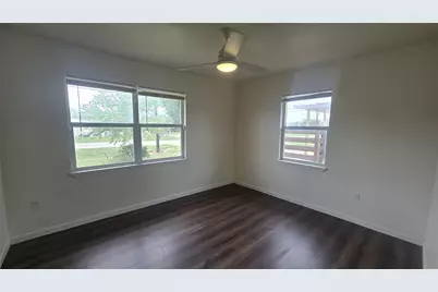 635 19th Street, Hempstead, TX 77445 - Photo 7
