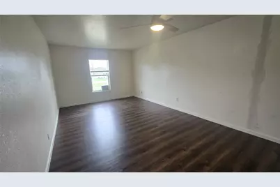 635 19th Street, Hempstead, TX 77445 - Photo 5