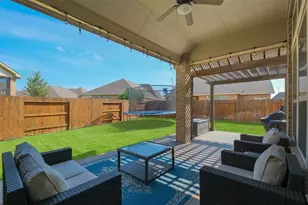 8111 Foster Gate Ct, Richmond, TX 77407 - Photo 5