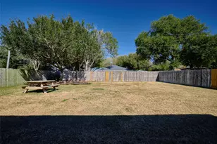 9315 Anna St, Needville, TX 77461 - Photo 41