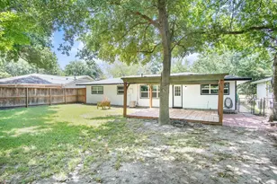 4602 Kinglet St, Houston, TX 77035 - Photo 13