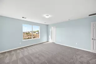 1010 Larks Trace Ln, Houston, TX 77090 - Photo 25