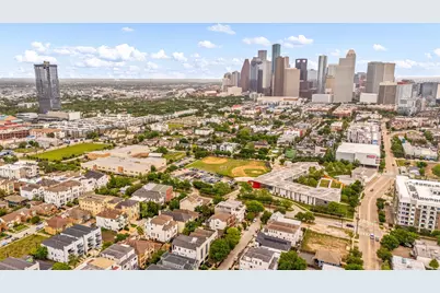 310 W Bell Street, Houston, TX 77019 - Photo 41