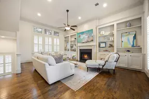 310 W Bell St, Houston, TX 77019 - Photo 5