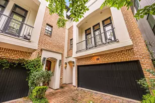 310 W Bell St, Houston, TX 77019 - Photo 1