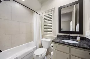 310 W Bell St, Houston, TX 77019 - Photo 11