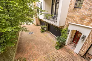 310 W Bell St, Houston, TX 77019 - Photo 19
