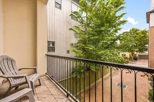 310 W Bell St, Houston, TX 77019 - Photo 17