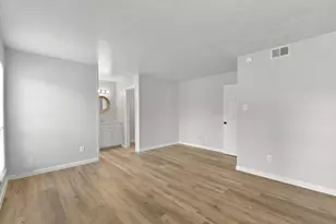 707 Land Grant Dr, Richmond, TX 77406 - Photo 11