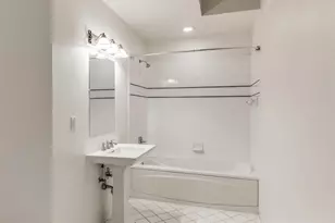 201 Main St, Houston, TX 77002 - Photo 7