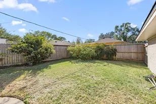 11403 Cold Spring Dr, Houston, TX 77043 - Photo 35