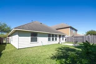 880 Falling Springs Ln, League City, TX 77573 - Photo 27