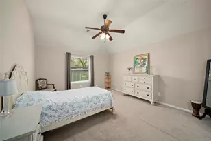 880 Falling Springs Ln, League City, TX 77573 - Photo 15