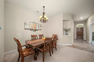 880 Falling Springs Ln, League City, TX 77573 - Photo 3