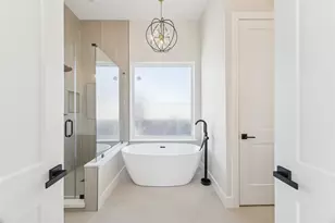 1525 Caywood Ln, Houston, TX 77055 - Photo 3