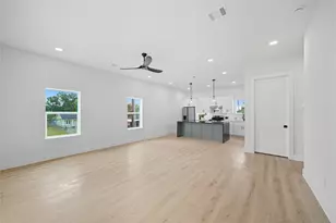 4749 Wilmington St, Houston, TX 77033 - Photo 5