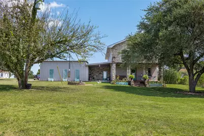 10415 McKnight Road, Brenham, TX 77833 - Photo 5