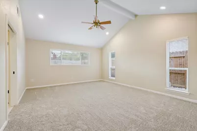 10446 Carlow Lane, La Porte, TX 77571 - Photo 15