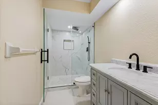 10446 Carlow Ln, La Porte, TX 77571 - Photo 21