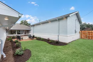 5042 Briarbend Dr, Houston, TX 77035 - Photo 35