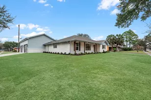5042 Briarbend Dr, Houston, TX 77035 - Photo 29